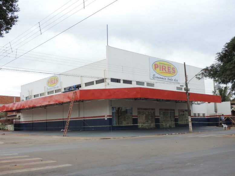 Juiz condena Supermercado Pires a indenizar consumidores impedidos de levar compras