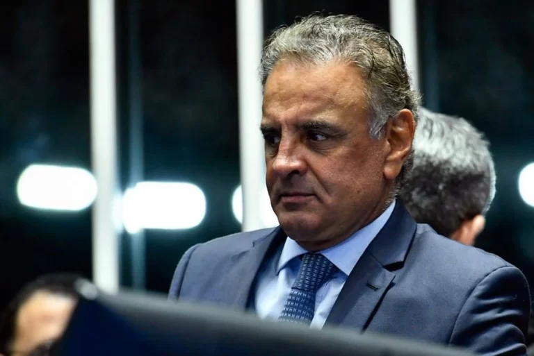Aécio Neves anuncia que três deputados federais de MS ficam no PSDB