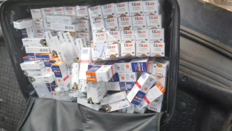 Acadêmica de Medicina é detida com 134 remédio emagrecedores do Paraguai