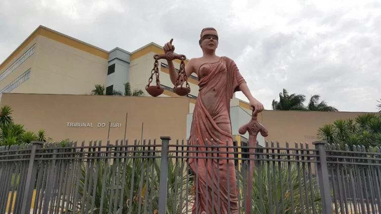 STF impõe novo limite e remuneração de magistrados e promotores de MS deve cair até 50%