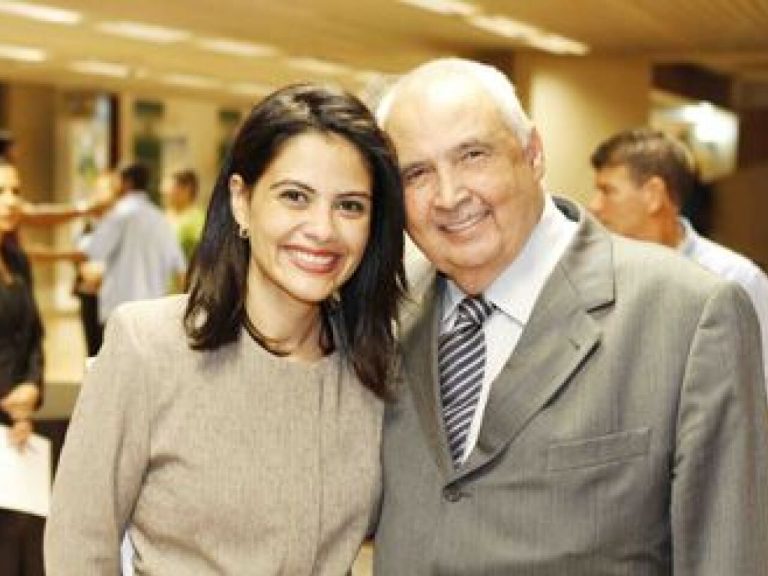 Morre aos 45 anos Grazielle Machado, ex-deputada estadual e filha de Londres Machado