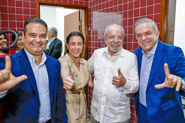 Estranha no ninho! PT teme Soraya por infidelidade e vê risco de crise no palanque de Lula em MS