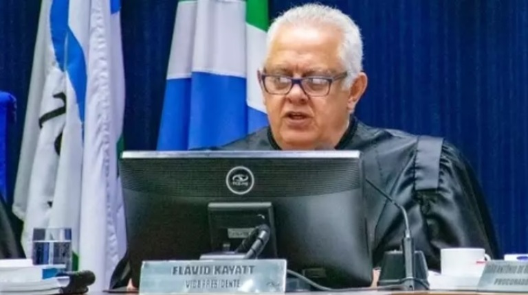 TCE-MS reelege Flávio Kayatt para presidência e mantém comando da Corte até 2028
