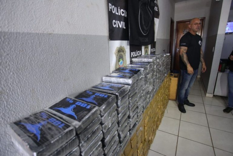 Áudios revelam divisão de 120 kg de cocaína desviados de apreensão recorde da Denar